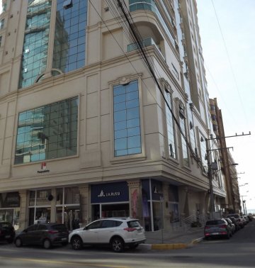 Sala comercial no centro � privativa e t